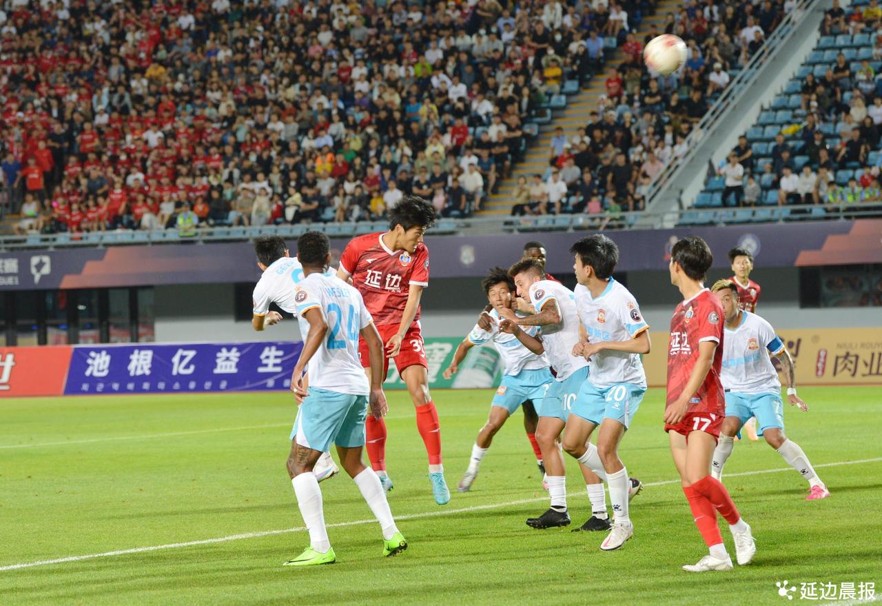 黄振飞惊艳破门，延边龙鼎1-0击败青岛红狮，逼近中甲前二(巾帼枭雄1国语版免费观看)